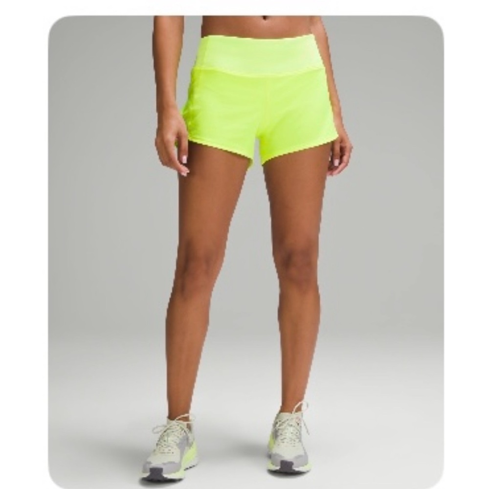 Speed Up Mid-Rise Lined Short 4" size 8